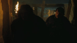 extant_GameOfThrones_4x09-TheWatchersOnTheWall_0251