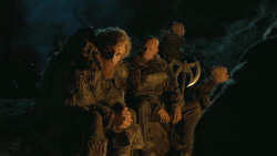 extant_GameOfThrones_4x09-TheWatchersOnTheWall_0490