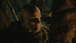 extant_GameOfThrones_4x09-TheWatchersOnTheWall_0596