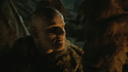 extant_GameOfThrones_4x09-TheWatchersOnTheWall_0597
