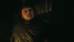 extant_GameOfThrones_4x09-TheWatchersOnTheWall_0698