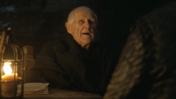 extant_GameOfThrones_4x09-TheWatchersOnTheWall_0807