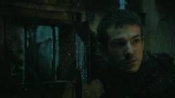 extant_GameOfThrones_4x09-TheWatchersOnTheWall_1101