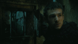 extant_GameOfThrones_4x09-TheWatchersOnTheWall_1102