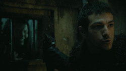 extant_GameOfThrones_4x09-TheWatchersOnTheWall_1110