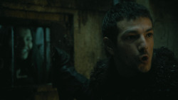 extant_GameOfThrones_4x09-TheWatchersOnTheWall_1111