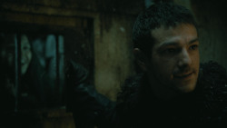 extant_GameOfThrones_4x09-TheWatchersOnTheWall_1112