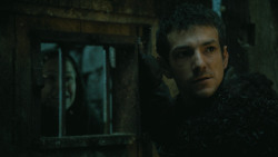 extant_GameOfThrones_4x09-TheWatchersOnTheWall_1117