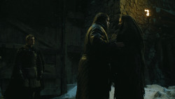 extant_GameOfThrones_4x09-TheWatchersOnTheWall_1211