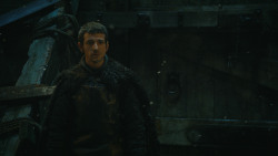 extant_GameOfThrones_4x09-TheWatchersOnTheWall_1218