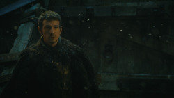 extant_GameOfThrones_4x09-TheWatchersOnTheWall_1222