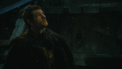 extant_GameOfThrones_4x09-TheWatchersOnTheWall_1230