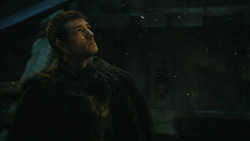 extant_GameOfThrones_4x09-TheWatchersOnTheWall_1231