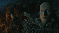 extant_GameOfThrones_4x09-TheWatchersOnTheWall_1239