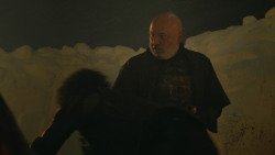 extant_GameOfThrones_4x09-TheWatchersOnTheWall_1367