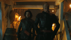 extant_GameOfThrones_4x09-TheWatchersOnTheWall_1427