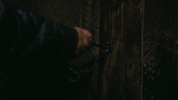 extant_GameOfThrones_4x09-TheWatchersOnTheWall_1536