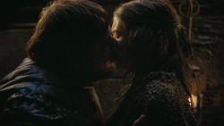 extant_GameOfThrones_4x09-TheWatchersOnTheWall_1657