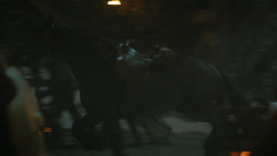 extant_GameOfThrones_4x09-TheWatchersOnTheWall_1709