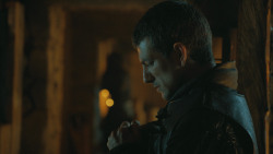 extant_GameOfThrones_4x09-TheWatchersOnTheWall_1749