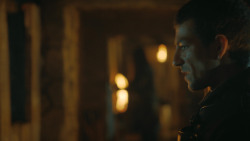 extant_GameOfThrones_4x09-TheWatchersOnTheWall_1765
