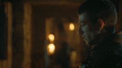 extant_GameOfThrones_4x09-TheWatchersOnTheWall_1766