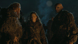 extant_GameOfThrones_4x09-TheWatchersOnTheWall_1940