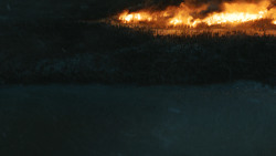 extant_GameOfThrones_4x09-TheWatchersOnTheWall_2009