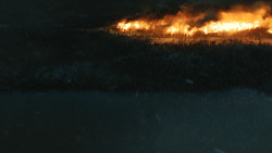 extant_GameOfThrones_4x09-TheWatchersOnTheWall_2010