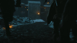 extant_GameOfThrones_4x09-TheWatchersOnTheWall_2210