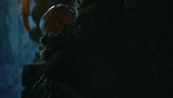 extant_GameOfThrones_4x09-TheWatchersOnTheWall_2400