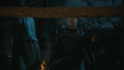 extant_GameOfThrones_4x09-TheWatchersOnTheWall_2422