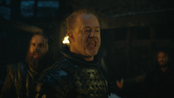 extant_GameOfThrones_4x09-TheWatchersOnTheWall_2470