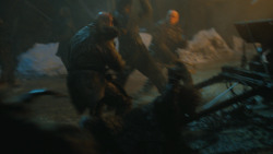 extant_GameOfThrones_4x09-TheWatchersOnTheWall_2495