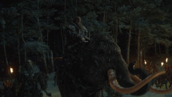 extant_GameOfThrones_4x09-TheWatchersOnTheWall_2563