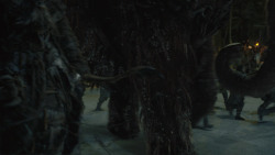 extant_GameOfThrones_4x09-TheWatchersOnTheWall_2570