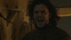 extant_GameOfThrones_4x09-TheWatchersOnTheWall_2684