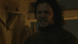 extant_GameOfThrones_4x09-TheWatchersOnTheWall_2686