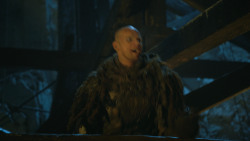 extant_GameOfThrones_4x09-TheWatchersOnTheWall_2902