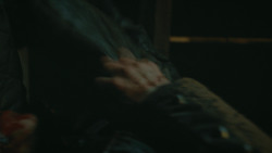 extant_GameOfThrones_4x09-TheWatchersOnTheWall_3100
