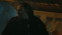 extant_GameOfThrones_4x09-TheWatchersOnTheWall_3137