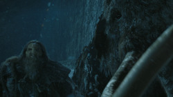 extant_GameOfThrones_4x09-TheWatchersOnTheWall_3196