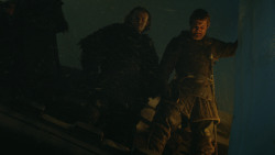 extant_GameOfThrones_4x09-TheWatchersOnTheWall_3207