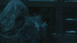 extant_GameOfThrones_4x09-TheWatchersOnTheWall_3225