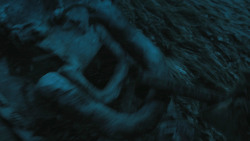 extant_GameOfThrones_4x09-TheWatchersOnTheWall_3241