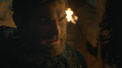 extant_GameOfThrones_4x09-TheWatchersOnTheWall_3335