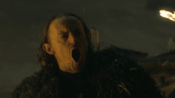 extant_GameOfThrones_4x09-TheWatchersOnTheWall_3371