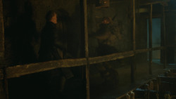 extant_GameOfThrones_4x09-TheWatchersOnTheWall_3414