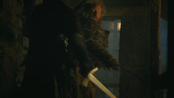 extant_GameOfThrones_4x09-TheWatchersOnTheWall_3438
