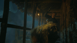 extant_GameOfThrones_4x09-TheWatchersOnTheWall_3439